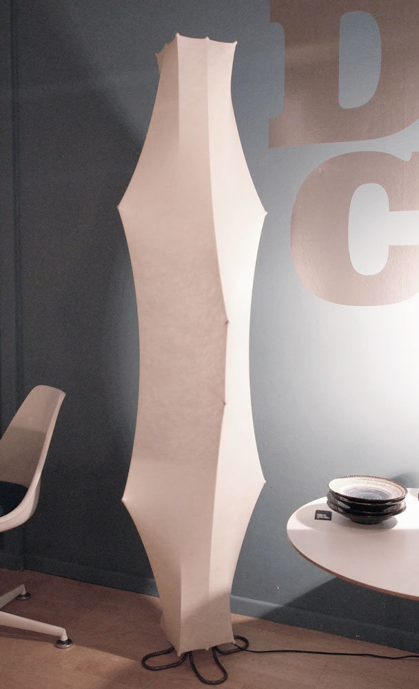 fantasma-scarpa-flos odile vintage vevey