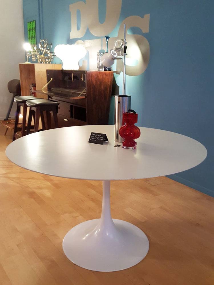 table-loewy-tulipe odile vintage vevey