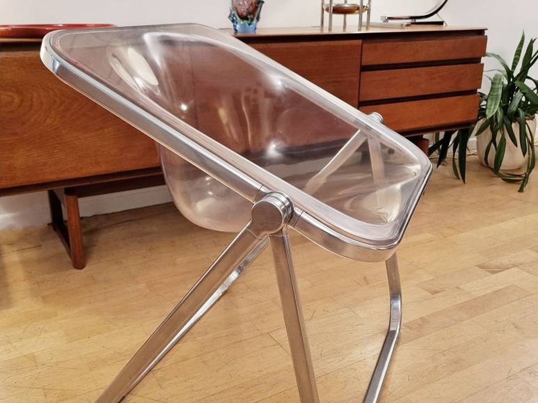 plona-chaise-piretti- casteli galerie odile vevey