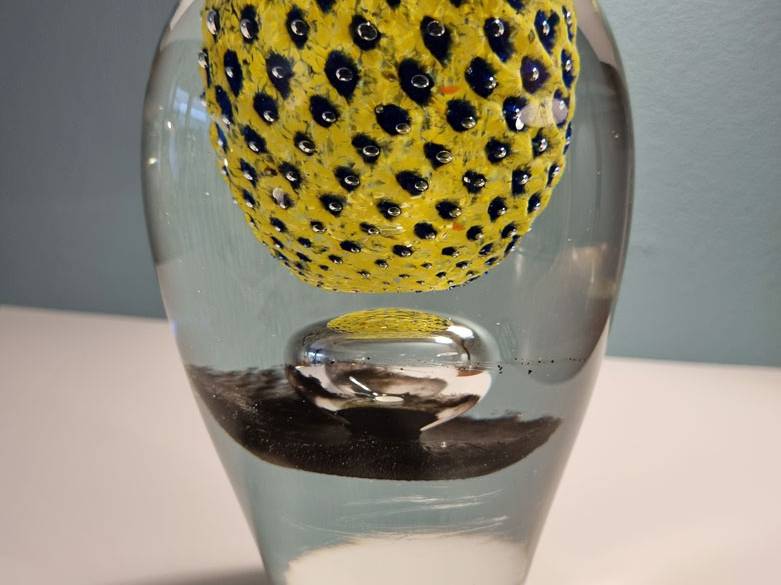 vase-pomme-de-pin-jc-novaro galerie odile vevey