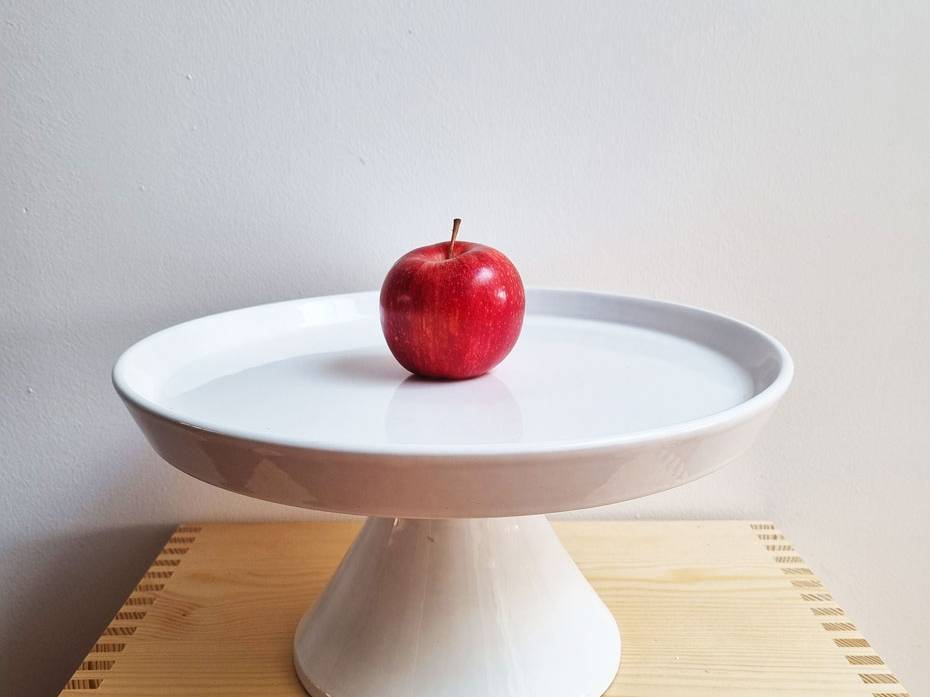 gd-presentoir-patisseries-margrit-linck galerie odile vevey