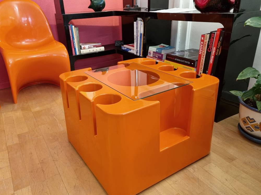 bar-roulant-mazza-artemide-orange galerie odile vevey