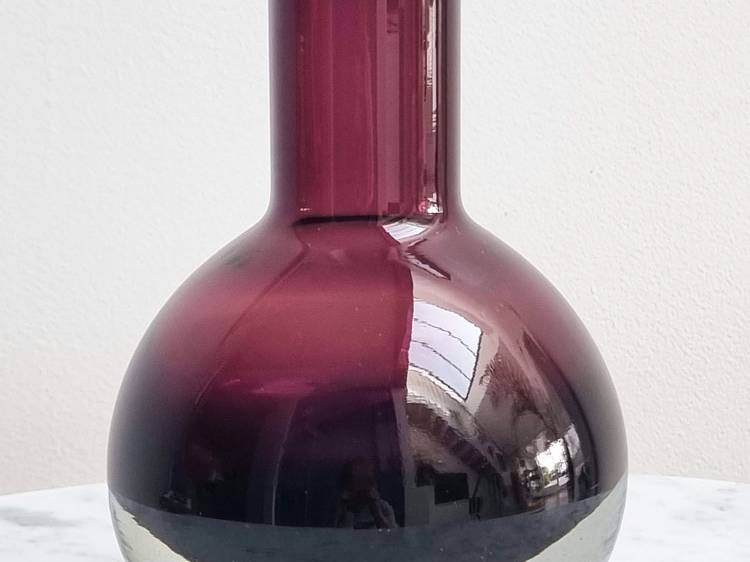 tamara-aladin-vase-violet-riihimaki galerie odile vevey